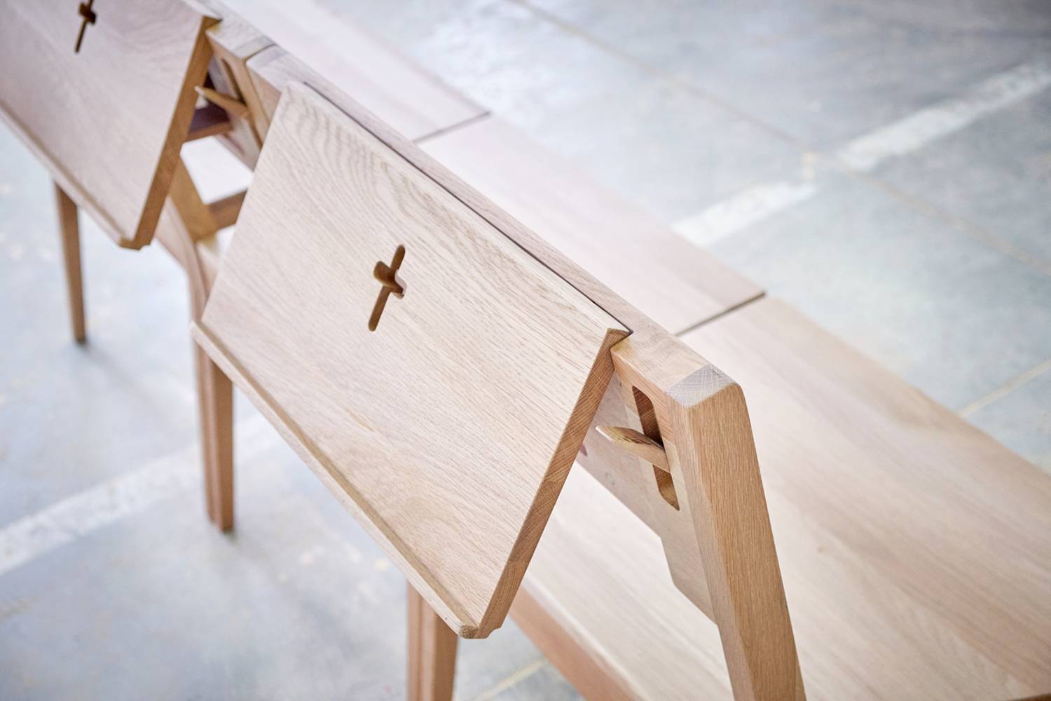 ZOE church chair wooden bible holder desk Oak wood writing desk for the church chair with an bible holder.
